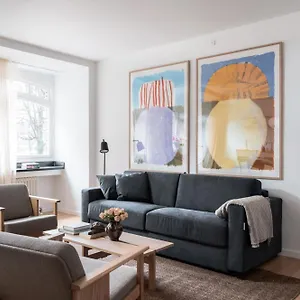 https://queens-courtyard-by-daniel-jacobs.copenhagenhotelselect.com