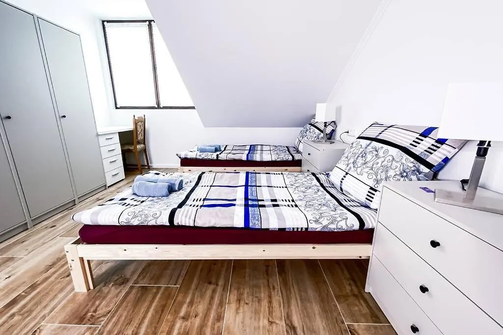 Modern sanierte Wohnung mit 5 Einzelbetten in Leipzig-Plagwitz 0*, Leipzig
